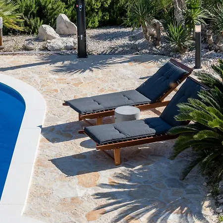 House Dolin 빌라 *