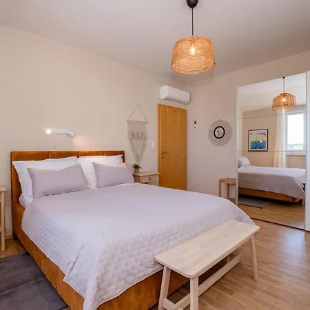 וילה House Dolin *