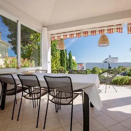 빌라 House Dolin *