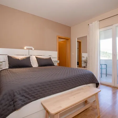 House Dolin 빌라 *