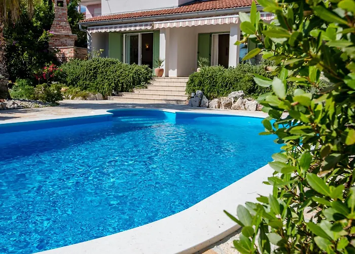 Вилла House Dolin