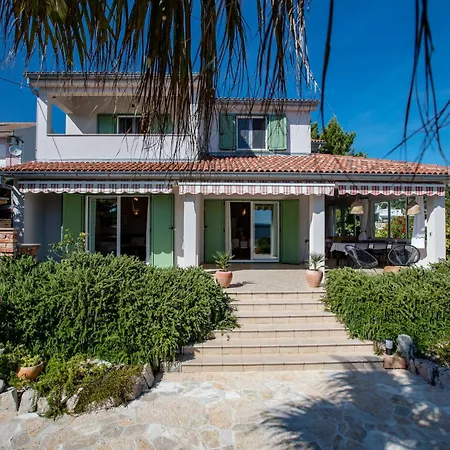 House Dolin Villa Rab Town