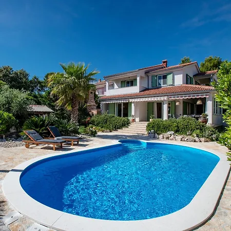 Villa House Dolin *